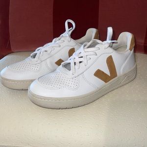 Veja sneakers